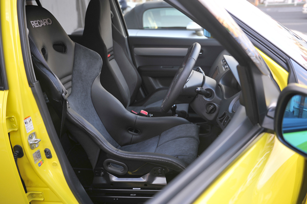181223_Daily view of ASM RECARO specialized shop._suzuki_swift_zc31_recaro_rsg_.jpg